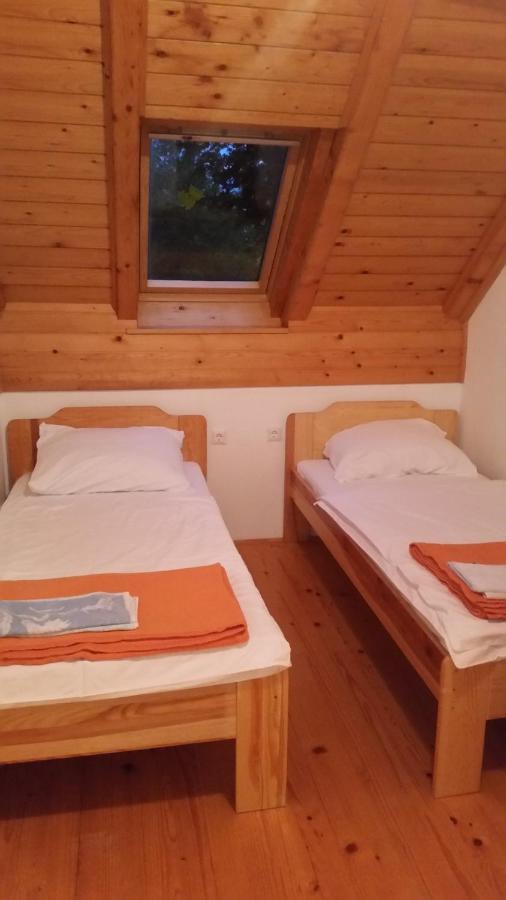 Turizem Pavlin Apartments Senturska Gora Ngoại thất bức ảnh
